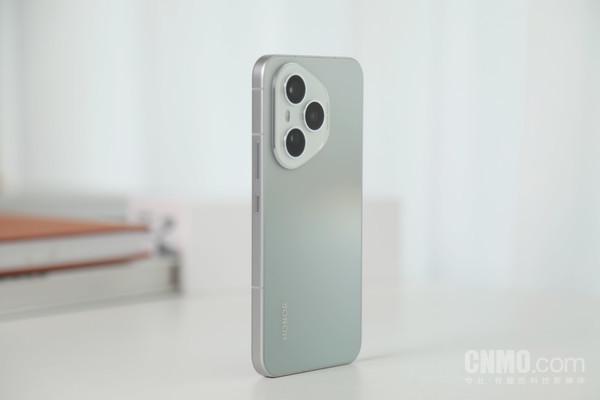 验：荣耀最强数字系列 真实就是力量不朽情缘mg荣耀400 Pro体(图4)